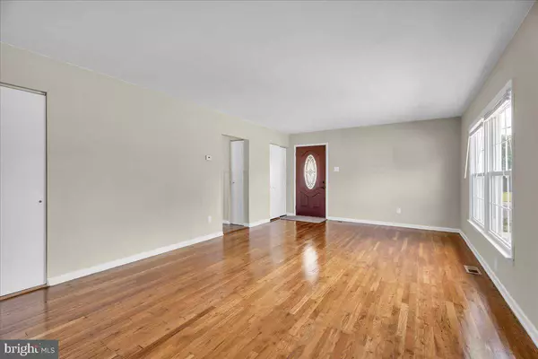 81 HADDON AVE, Gibbsboro, NJ 08026