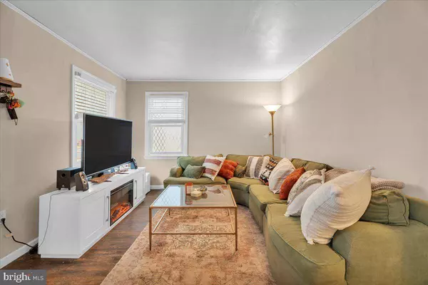 54 W BROWNING RD, Bellmawr, NJ 08031