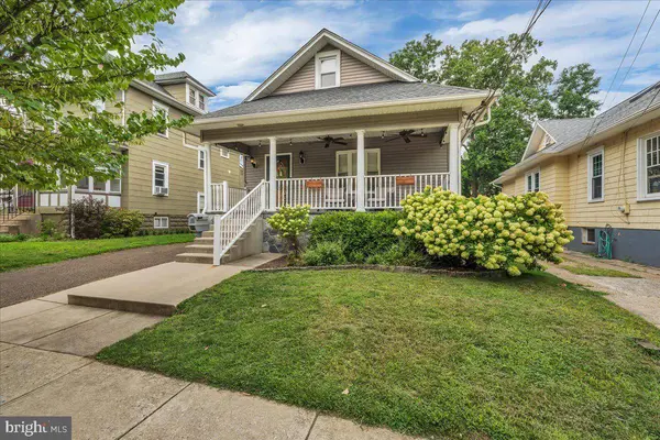 255 WOODLAWN TER, Collingswood, NJ 08108