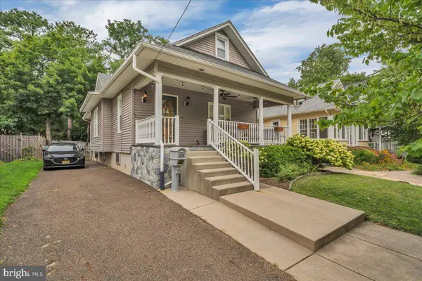 255 WOODLAWN TER, Collingswood, NJ 08108