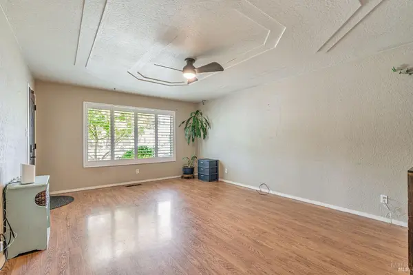 1116 Monterey Dr, Antioch, CA 94509-4618