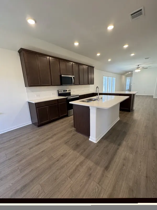 feature image of Why Now Could Be a Great Time to Buy New Construction in North Texas