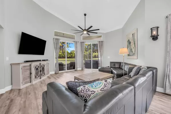 2211 NW Seagrass DR, Palm City, FL 34990