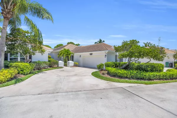 2211 NW Seagrass DR, Palm City, FL 34990