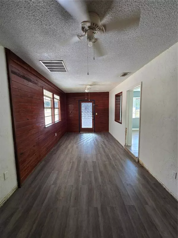 19901 SW RAINBOW LAKES BLVD, Dunnellon, FL 34431