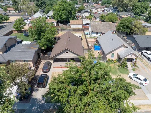 431 S Laurel St, Turlock, CA 95380-5309