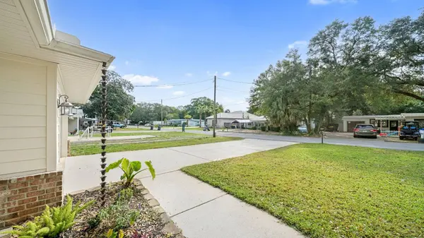 35 SE Okahatchee CIR, Fort Walton Beach, FL 32548