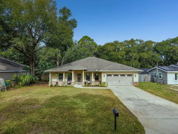 35 SE Okahatchee CIR, Fort Walton Beach, FL 32548