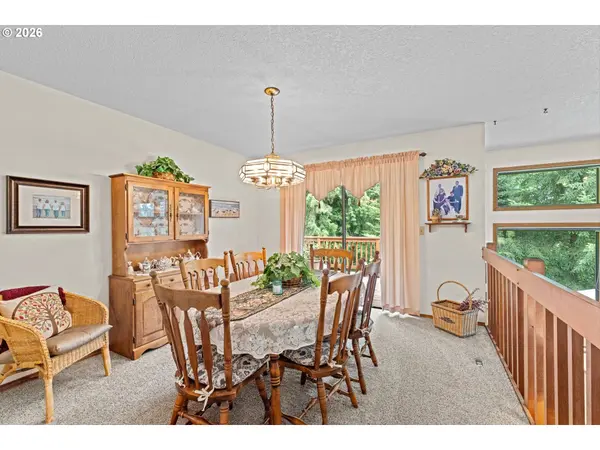 75375 FERN HILL LOOP, Rainier, OR 97048