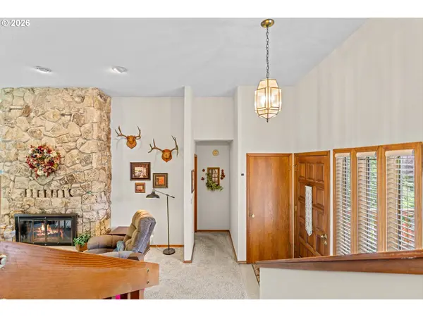 75375 FERN HILL LOOP, Rainier, OR 97048