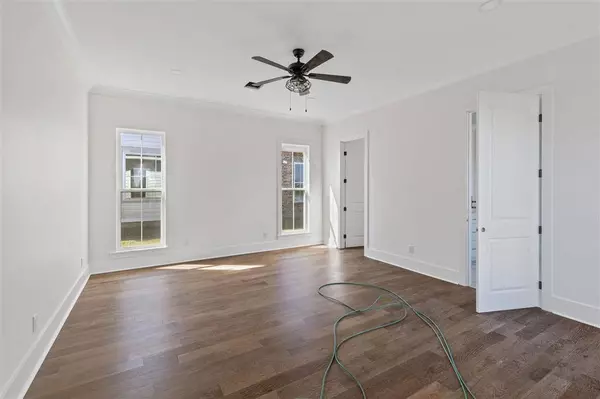 6432 White Oleander Circle, Lake Charles, LA 70605