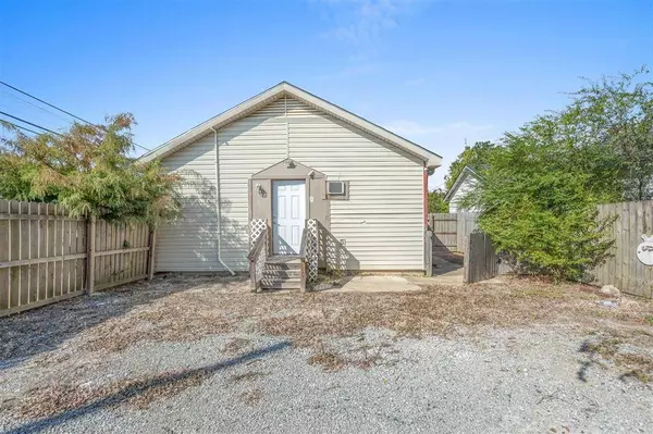 2621 Ernest ST, Lake Charles, LA 70601