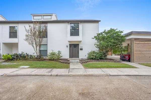 2342 Lake St ST, Lake Charles, LA 70601