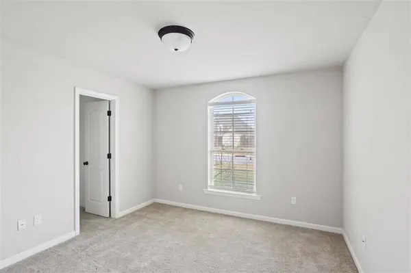 1952 Chandler AVE, Lake Charles, LA 70607