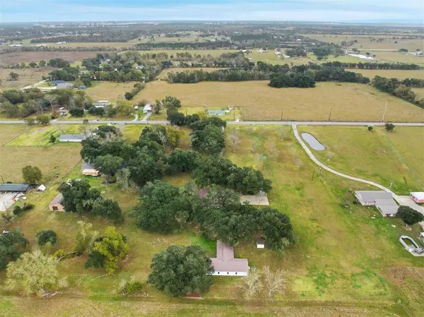 5898 Thompson RD, Sulphur, LA 70665