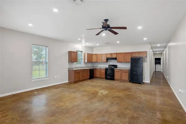 2715 Deaton St ST, Lake Charles, LA 70601