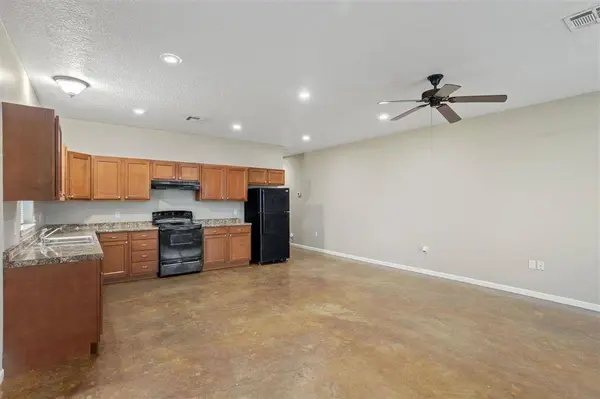 2715 Deaton St ST, Lake Charles, LA 70601