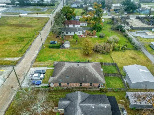 2715 Deaton St ST, Lake Charles, LA 70601