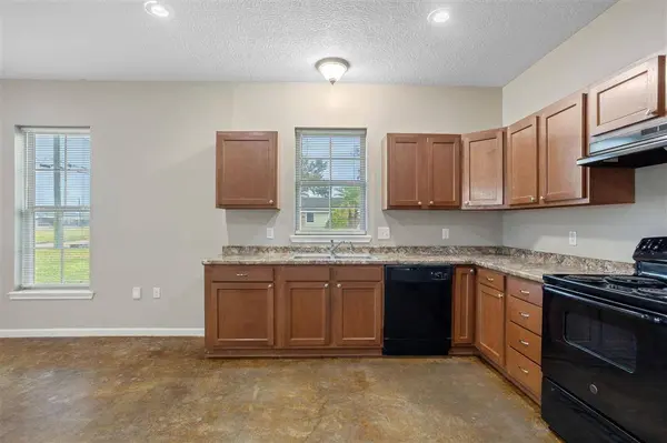 2715 Deaton St ST, Lake Charles, LA 70601