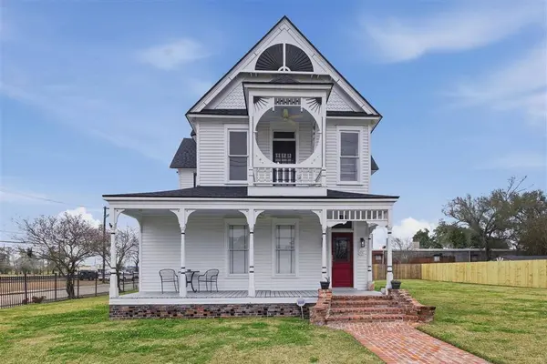 401 Pine St ST, Lake Charles, LA 70601