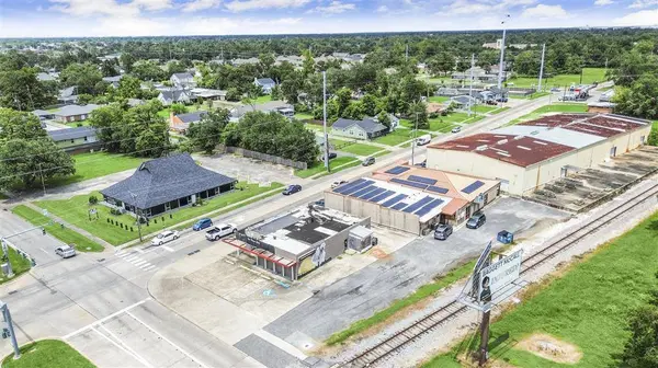 2001 Enterprise Blvd, Lake Charles, LA 70601