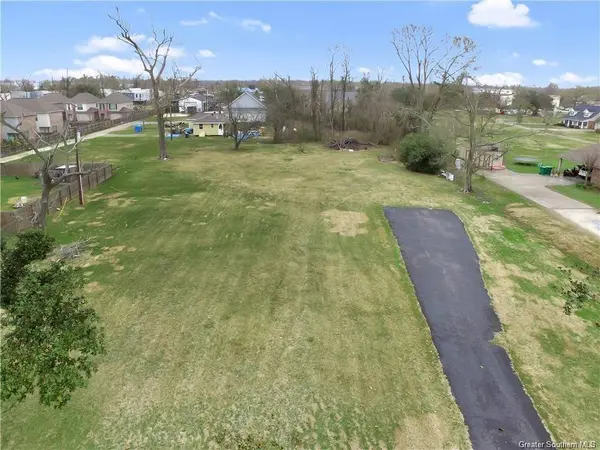 3619 Heard Rd RD, Lake Charles, LA 70605