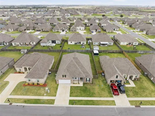 3259 Rosehill DR, Lake Charles, LA 70607