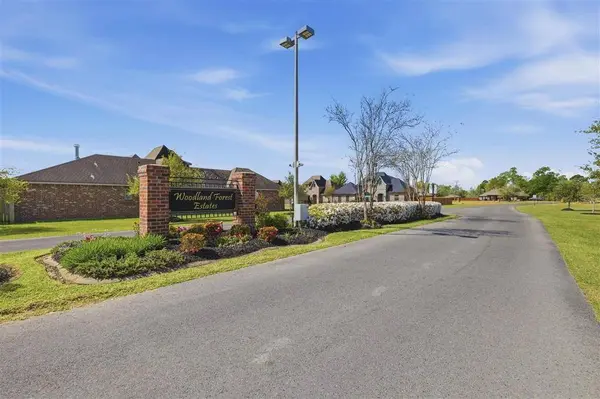 1777 Deerfield DR, Lake Charles, LA 70611