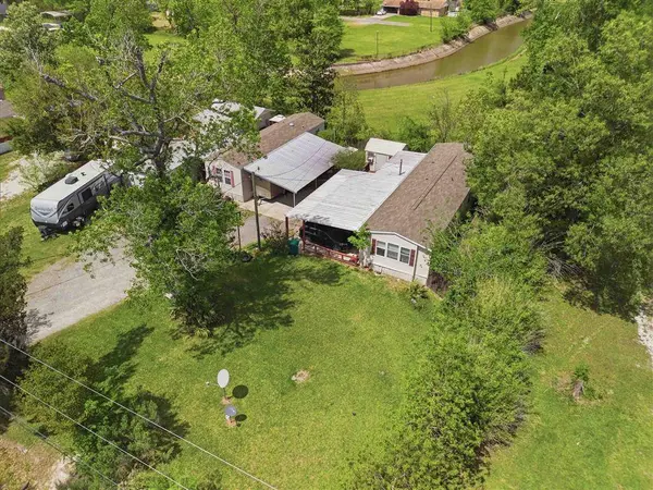 2137 Cedar Ln LN, Sulphur, LA 70663