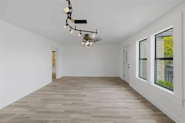 111 Landry ST, Sulphur, LA 70663