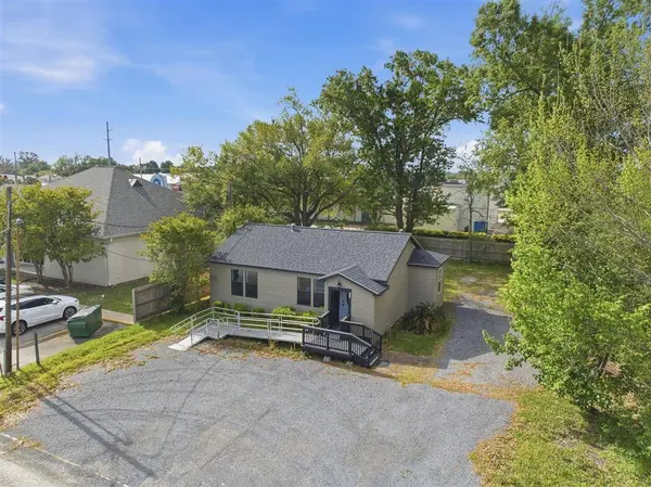 111 Landry ST, Sulphur, LA 70663