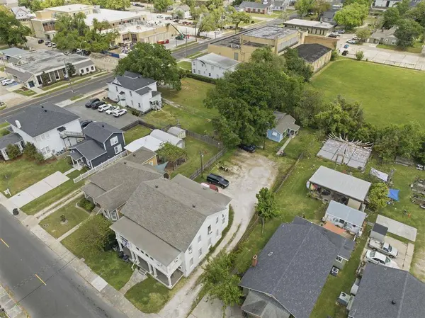 1019 Common St ST, Lake Charles, LA 70601
