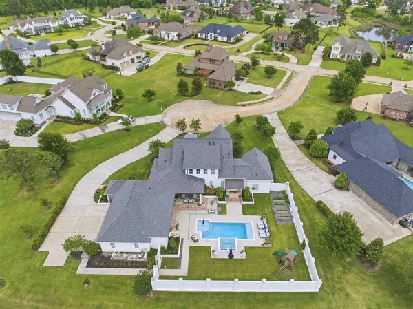 5015 Water Oak Ct CT, Lake Charles, LA 70605