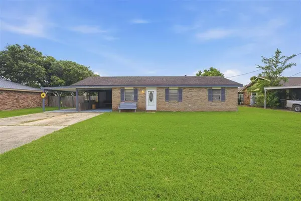 1734 Myrtle ST, Westlake, LA 70669