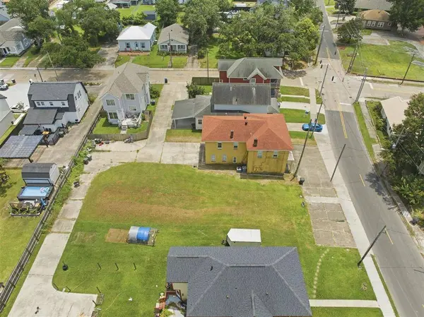 1129 Common ST, Lake Charles, LA 70601