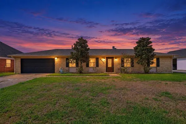 5024 Mandy DR, Sulphur, LA 70663