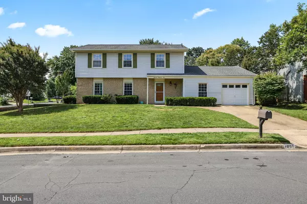 1901 CHAMPLAIN DR, Severn, MD 21144