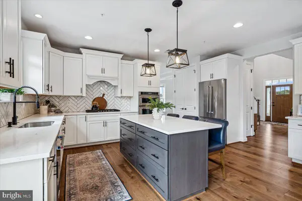 11027 LOCUST DR, Damascus, MD 20872