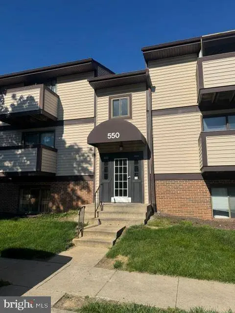 550-B HEATHER RIDGE DR #7B, Frederick, MD 21702