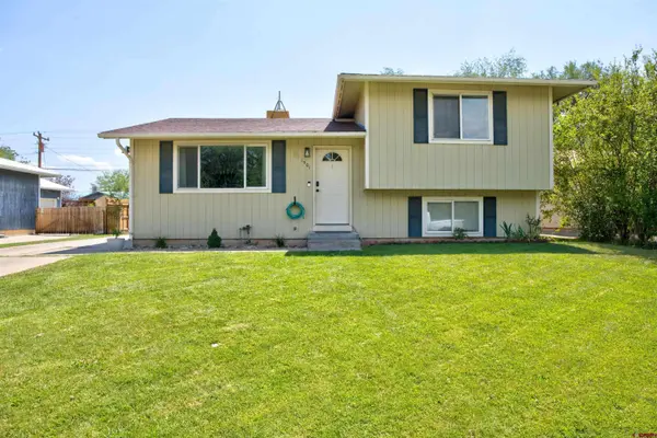 1501 Navajo St.