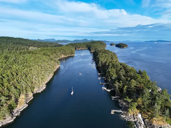 14 Secret Island, Prevost Island, Columbia