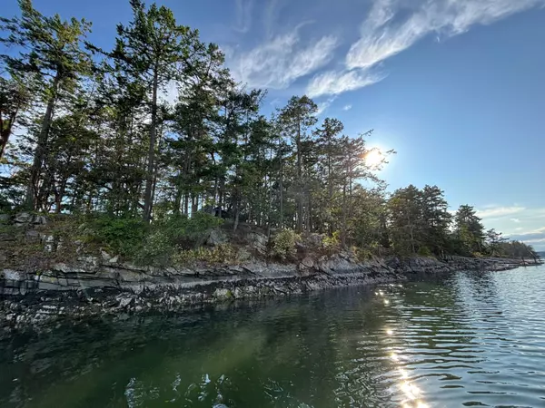 14 Secret Island, Prevost Island,