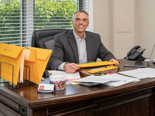 Real Estate Attorney Richard Biosca