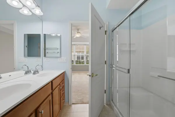 12511 Rock Island TRL, Huntley, IL 60142