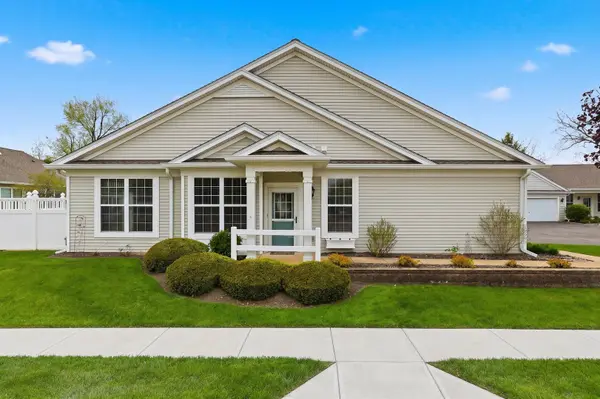 12511 Rock Island TRL, Huntley, IL 60142