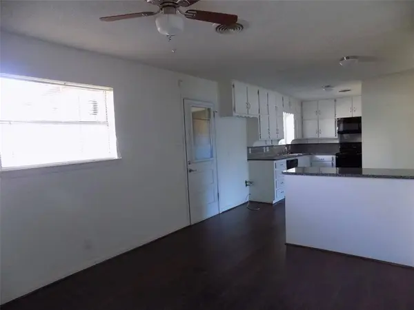 1016 Billie Ruth Lane, Hurst, TX 76053