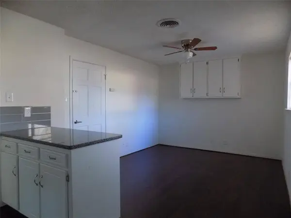 1016 Billie Ruth Lane, Hurst, TX 76053