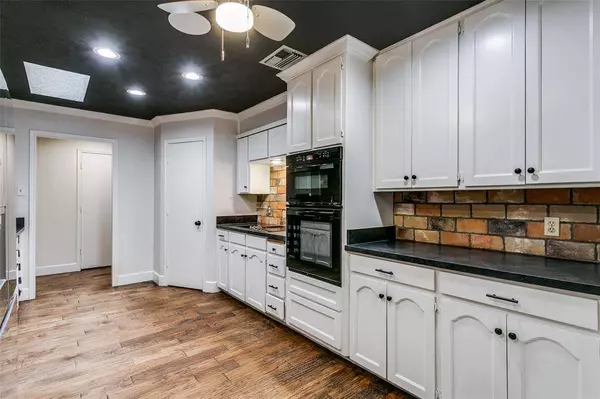 219 Indian Creek Drive, Trophy Club, TX 76262