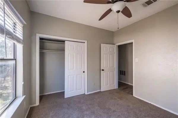 5305 Indio DR #B, Austin, TX 78745