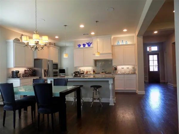 2440 Vaquero Lane, Carrollton, TX 75010